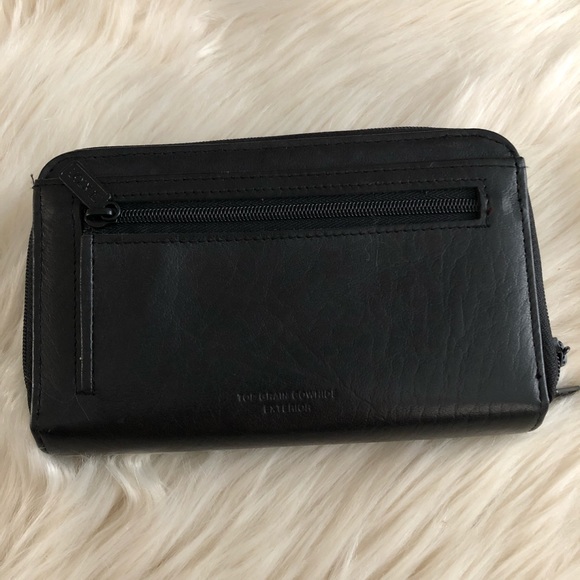 Buxton Bags Buxton Black Leather Zip Around Wallet Poshmark